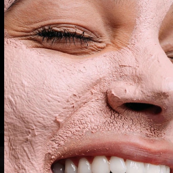 Nourish Organic botanical clay mask - Picture 5 of 5